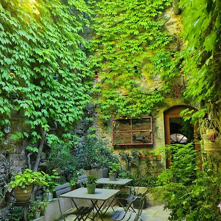 D Hotes Le Clos Des Vins D Anges 3*