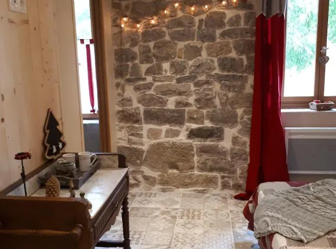 D Hotes Le Clos Des Vins D Anges 住宿加早餐酒店 圣皮尔蒂斯查